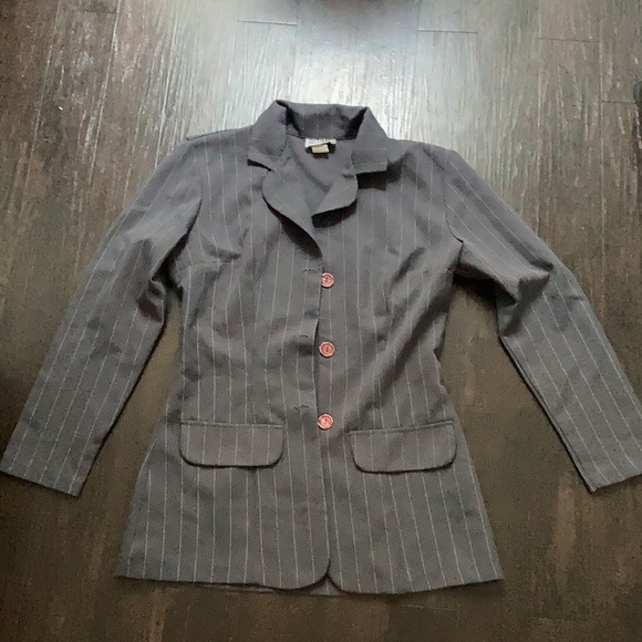 B’Time pinstripe blazer - Picture 12 of 15